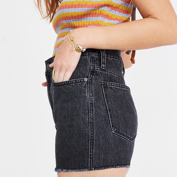 Madewell The Perfect Vintage Short in Colston Wash - Picture 6 of 6